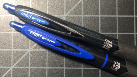 Uniball 207 vs 307